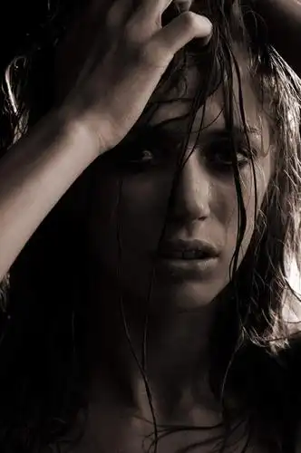 抚摸,黑色背景,沮丧,注视,观察,看,托,难受,无奈,摄影,影棚,观看,失望