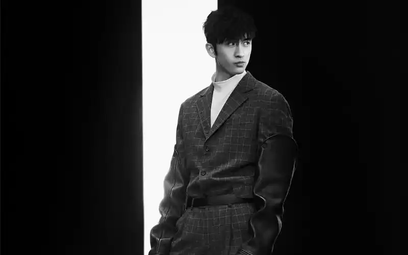 张云龙潮流时尚写真图片桌面壁纸