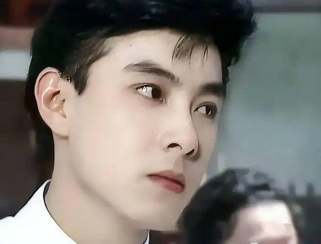 他是著名影星,3次婚礼娶同一女人,不要孩子的原因让千万人泪目_张卫健