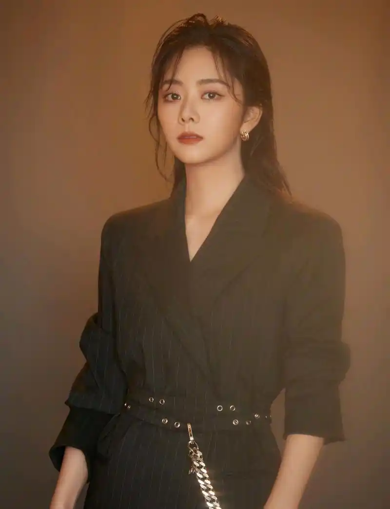 少女感的谭松韵