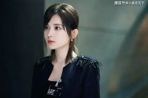 古力娜扎风暴舞周子萱剧照合集,这造型是真的好看