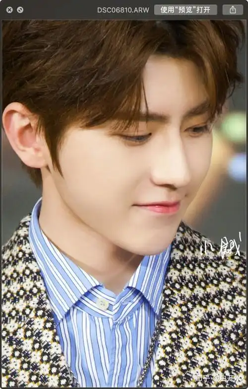 蔡徐坤真的帅吗?