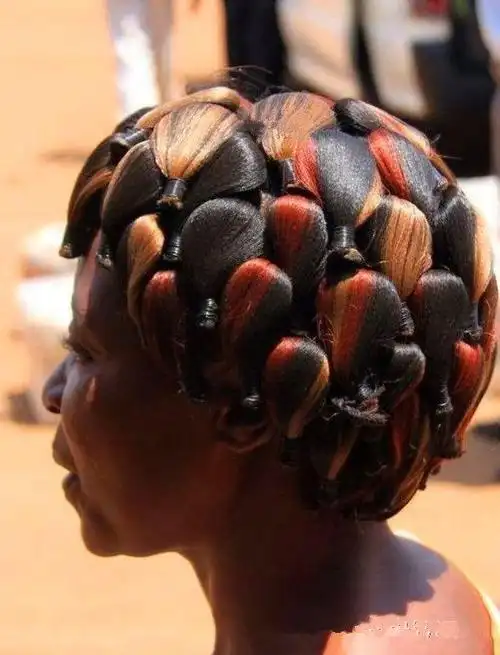 非洲人的奇特发型为了半年不洗头网友倒给钱都不做