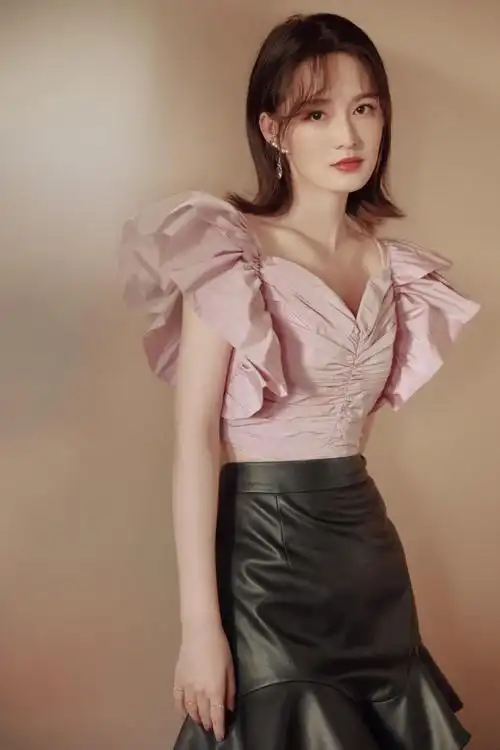 李沁清甜可爱写真