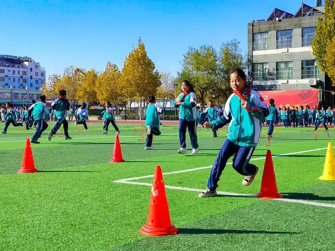 羡慕这样的课间德州小学生阳光大课间撒欢儿玩