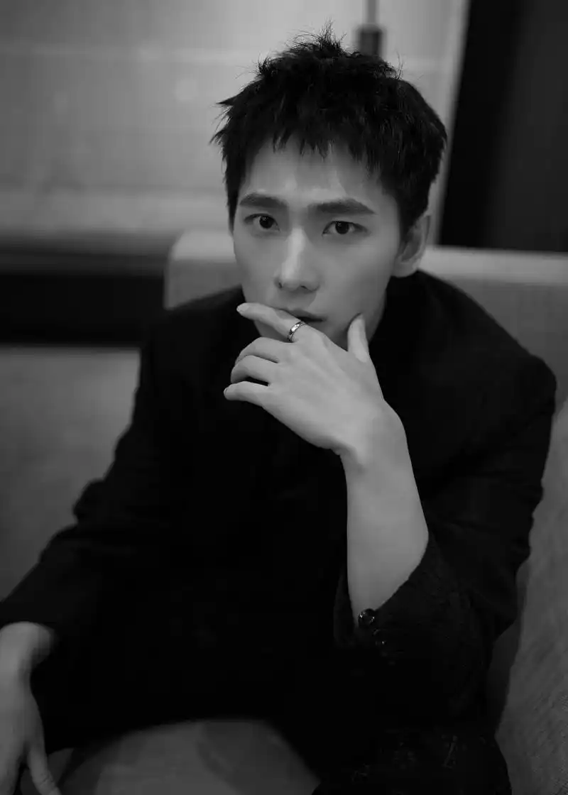 来自杨总的"心脏狙击".