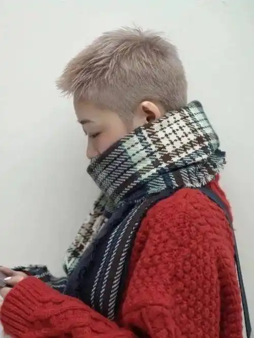 浅唠一下,剃寸头的女生有多酷?_风格_什么_发型