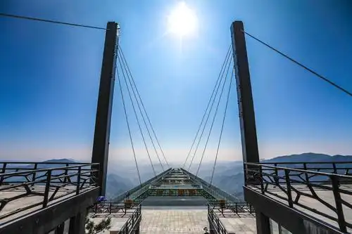 距离杭州50公里的云上草原海拔1168米有浙北最长的客运索道