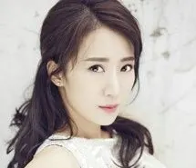 夏日氧气美少女李念气质写真图片