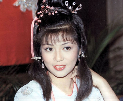 射雕英雄传黄蓉扮演者