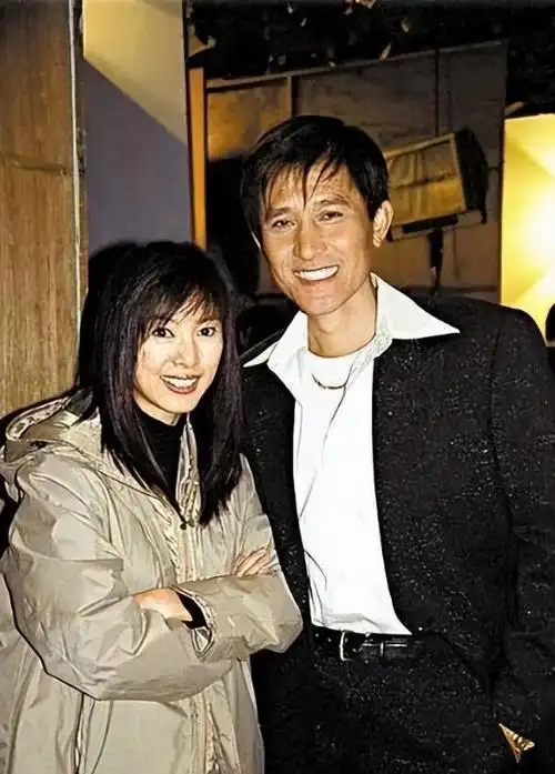 米雪早期电视剧(米雪:第一部金庸剧女主角,被成龙追求8年,却用半生为