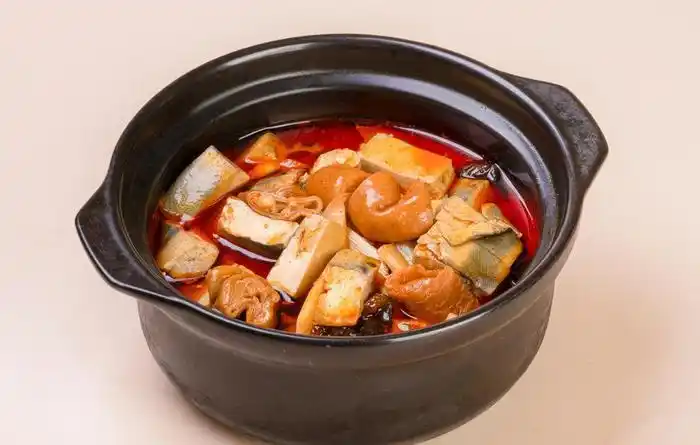 臭豆腐肥肠煲图片