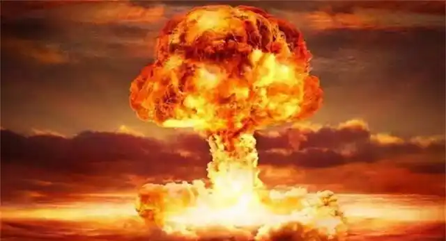 原子弹爆炸瞬间跳进水中能否保命长崎核爆幸存少女给出答案