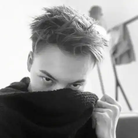 陈伟霆头像壁纸