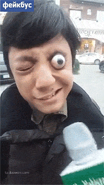 搞笑gif:看看这个宝宝,你的生活还有什么不能战胜的