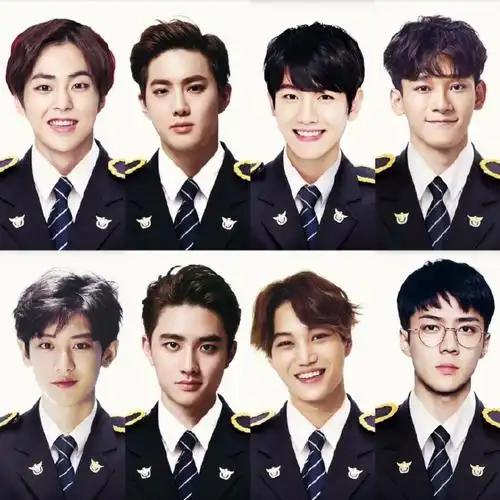 exo超话exo#穿制服最帅的明星#那必须提名完颜团exo啦