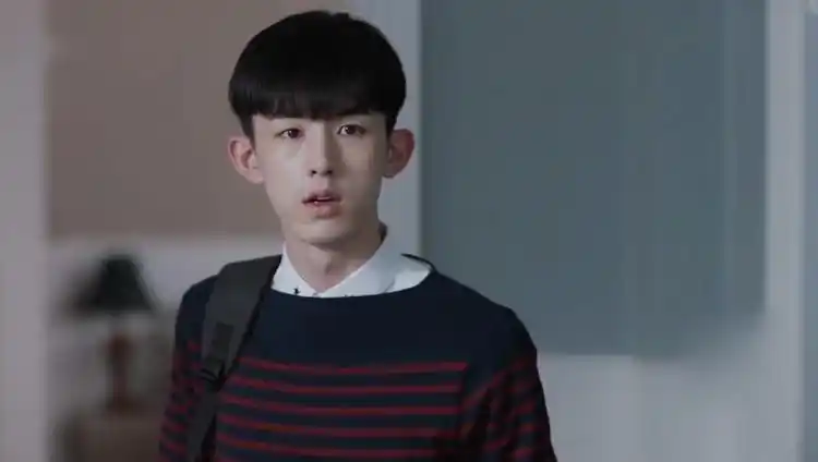 少年派:蒋昱文和裴音的"地下恋情",被钱三一撞破,学霸扎心了