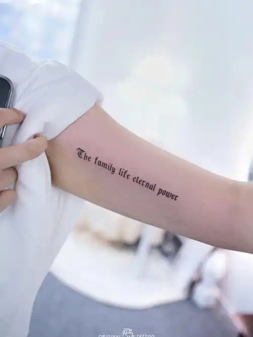 英文北京纹身家人是我永恒的力量