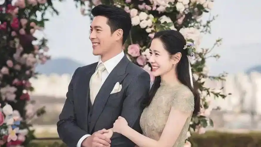 孙艺珍晒美照庆结婚两周年穿10万元婚纱美出圈玄彬婚后变邋遢