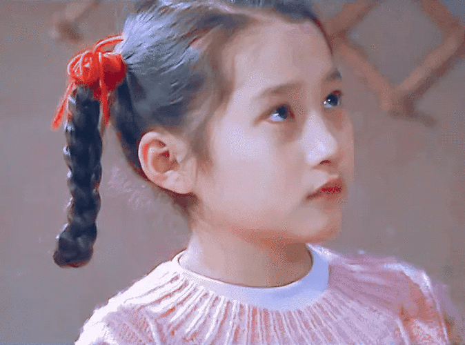 严良饰演者撞脸关晓彤同框相似度达80失散多年的姐弟吗