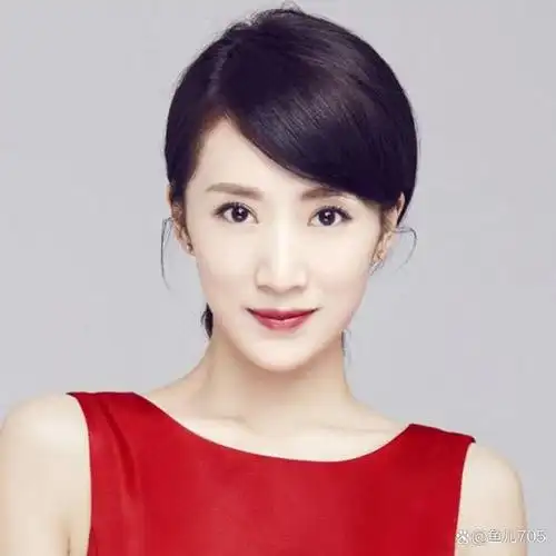 李念官宣三胎产子,家庭幸福再添新成员