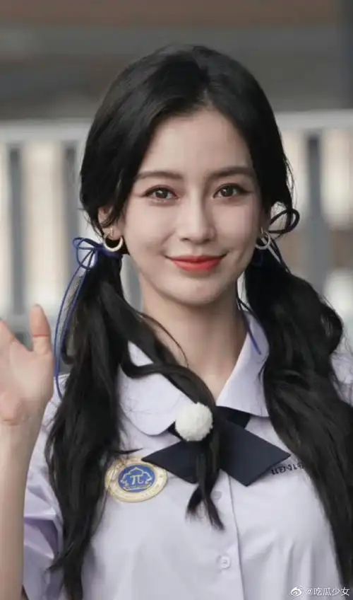 angelababy卷发双马尾