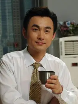 演员家庭成员:          黄笑嬿(妻) / 黄帅戈(儿)分享到影人简介