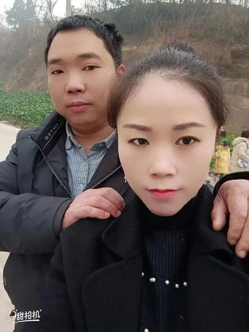 何其有幸,一儿一女,凑成一个"好"字,从此有了棉袄,也有了铠 - 抖音