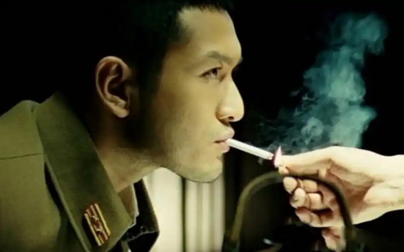 黄晓明大佬嗑颜向小明抽烟就是最绝的