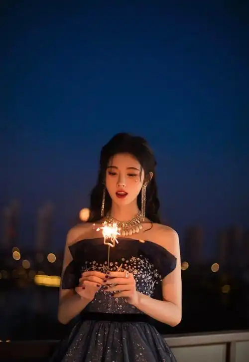 蓝色妖姬的鞠婧祎