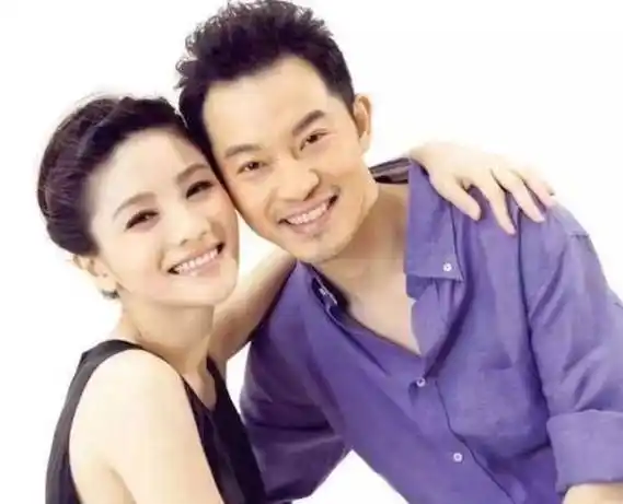 45岁胡可:嫁给小3岁的"综艺男神"沙溢才知道,她到底多幸运_节目_电话