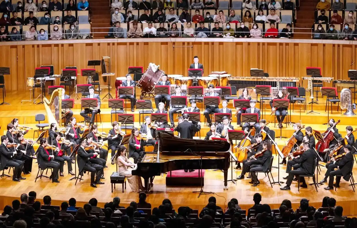 春节前两场协奏曲音乐会圆满结束