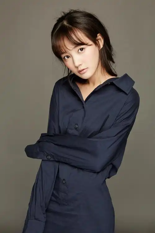 p data-id="u4s7areo5z2q">李一桐,本名李雪,1990年9月6日出生于 a