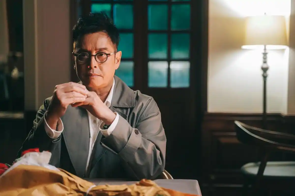 一周要踢四场球的72岁谭咏麟:人不工作才容易老|专访