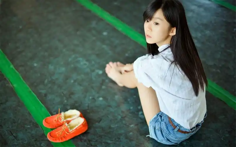 北影最美校服女神宋伊人高清电脑桌面壁纸(二)