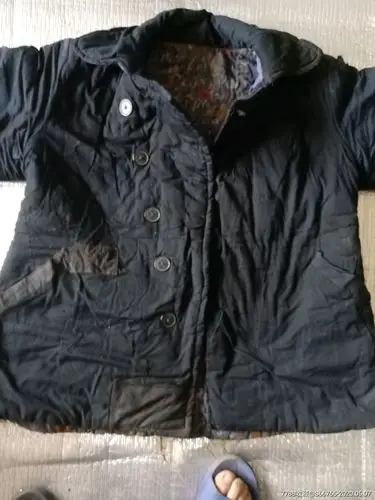 怀旧老黑补丁棉袄