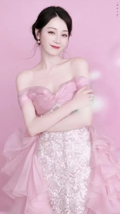 浅樱含情 嫣然动人94    好温柔好优雅 粉粉嫩冒仙气~    #迪丽热巴