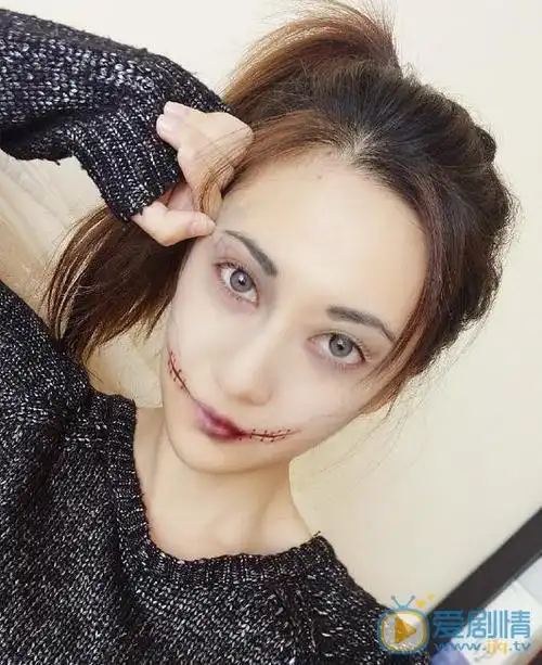 他在逆光中告白阮念初是谁演的_他在逆光中告白阮念初扮演者余玥个人