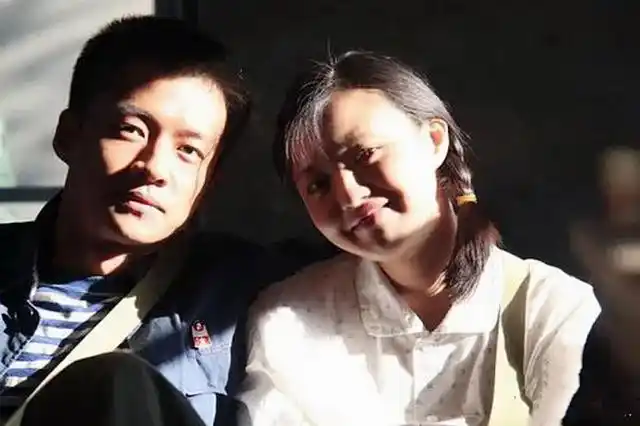 狗血剧里走了一遭后演员唐曾凭幸福到万家事业重回正轨