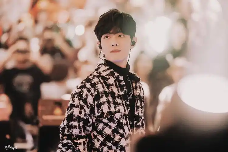 肖战- 堆糖,美图壁纸兴趣社区