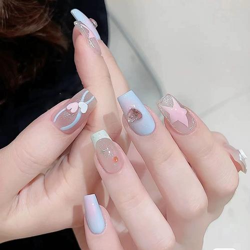 气质夏日多巴胺2023新款手工定制美甲成品指甲贴片穿戴甲手绘短款