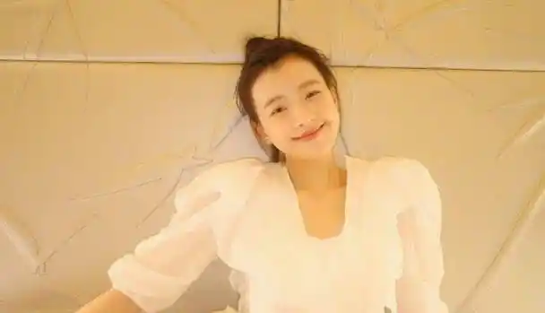 原创孙怡晒董子健给女儿讲睡前故事讲故事方式太洗脑粉丝rap要从小教