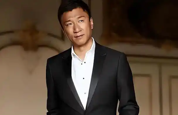 "大器晚成"的7位中年男明星:有人变"戏混子",有人成医美脸