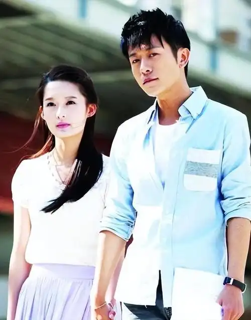 回顾亲妈和干妈都是导演20年都捧不红的他却在改名后火了