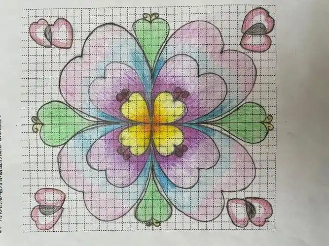 创意轴对称图形感知数学美