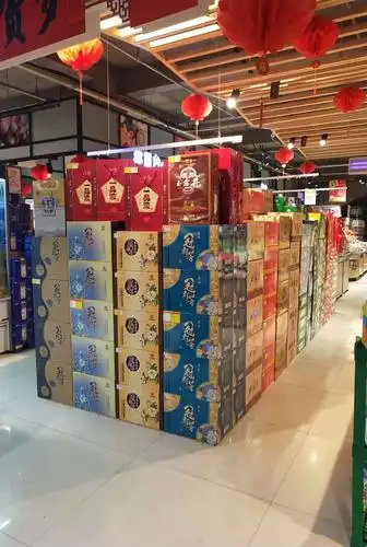 看看我们的酒堆