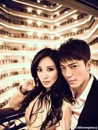 张萌抢走张韶涵初恋男友?(组图)