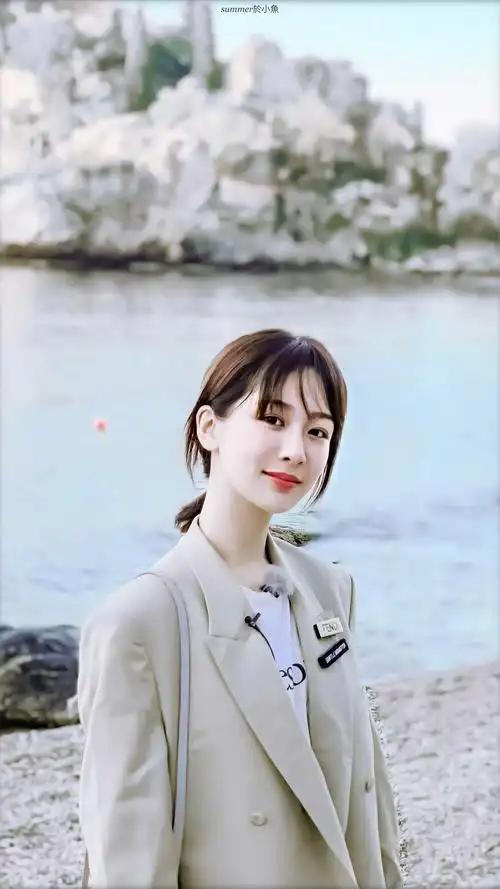 杨紫|中餐厅剧照|西装风超飒|饭修