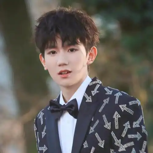 没有什么造型是王源驾驭不了的