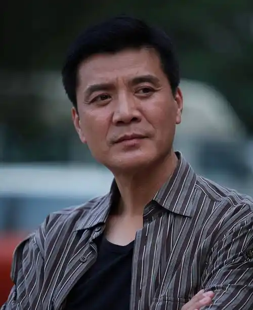 《大宅门》男配角里原来藏了11个国家一级演员,演技不输陈宝国